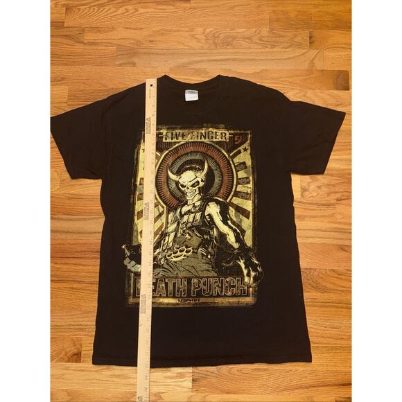 FIVE FINGER DEATH PUNCH OFFICIAL MERCH BAND CONCERT MUSIC T-SHIRT MEDIUM 2014 - Picture 3 of 9